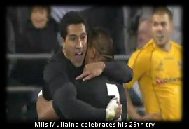 Mils Muliaina try